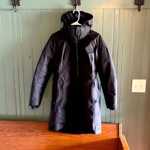 Women’s NorthFace Insulated Parka Size M